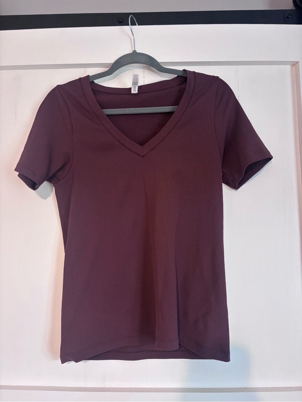 Athleta Women's Short Sleeve V-Neck Tee in Deep Plum